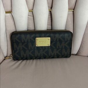 #38 MICHAEL MICHAEL KORS